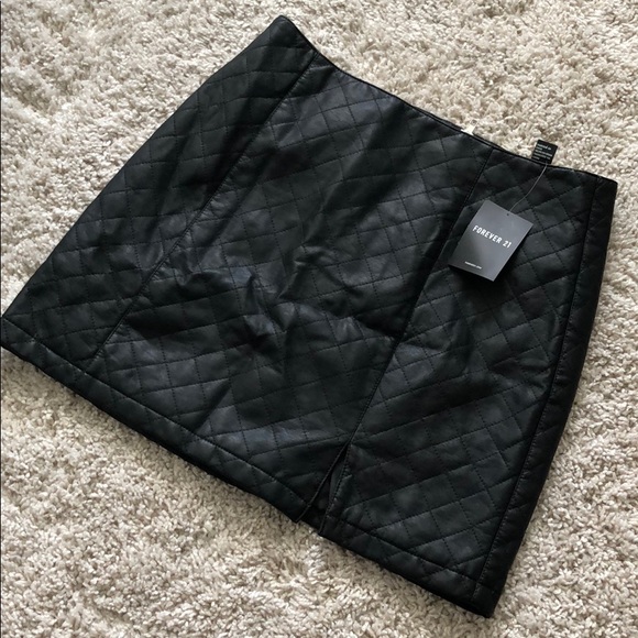 Forever 21 Dresses & Skirts - NWT black leather skirt size Large Forever 21 Dresses & Skirts - NWT black leather skirt size Large